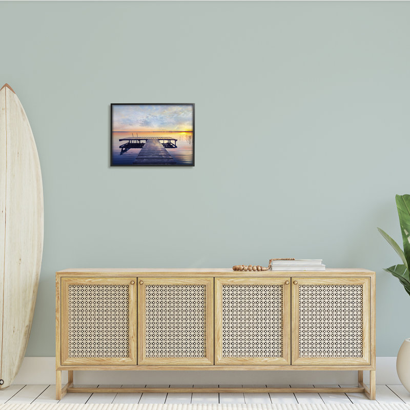 «Tranquil Lake Dock Sunset Nautical Summer Sanctuary», estampe numérique encadrée par Mike Calascibetta, H 16 po x l 20 po