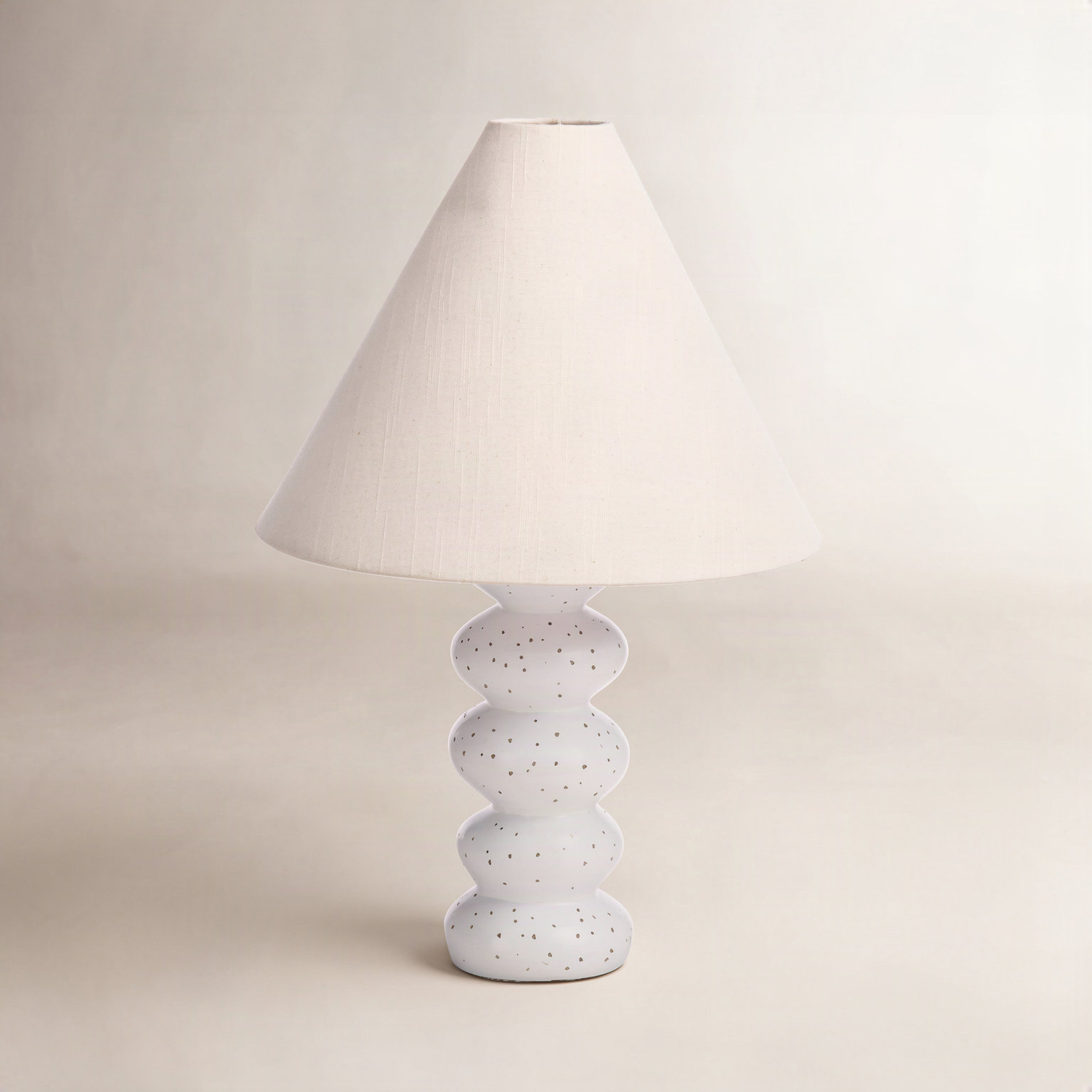 White Resin Table Lamp