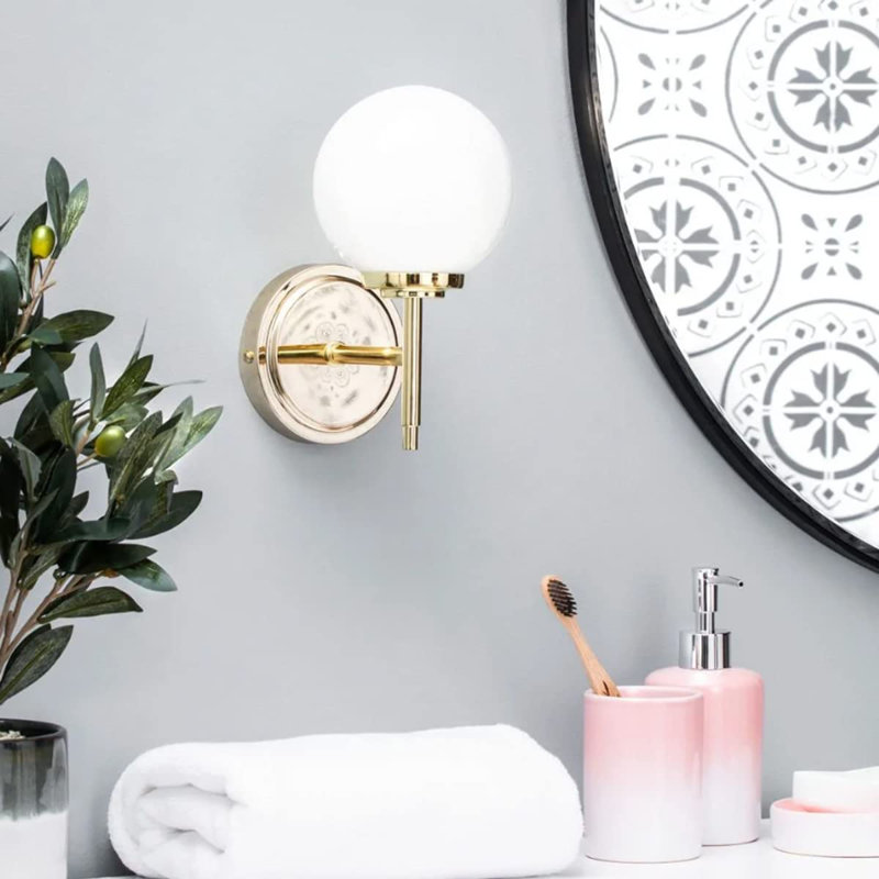Khari Armed Sconce, Brass