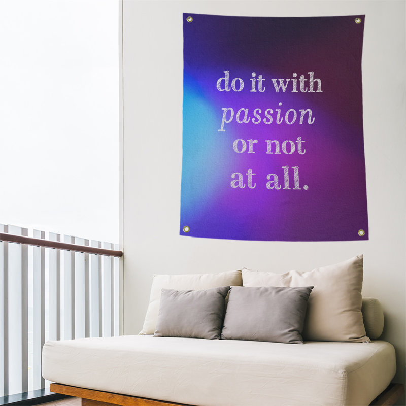Tapisserie en polyester pour citation de passion, H 36 po x l 26 po, Bleu / Mauve