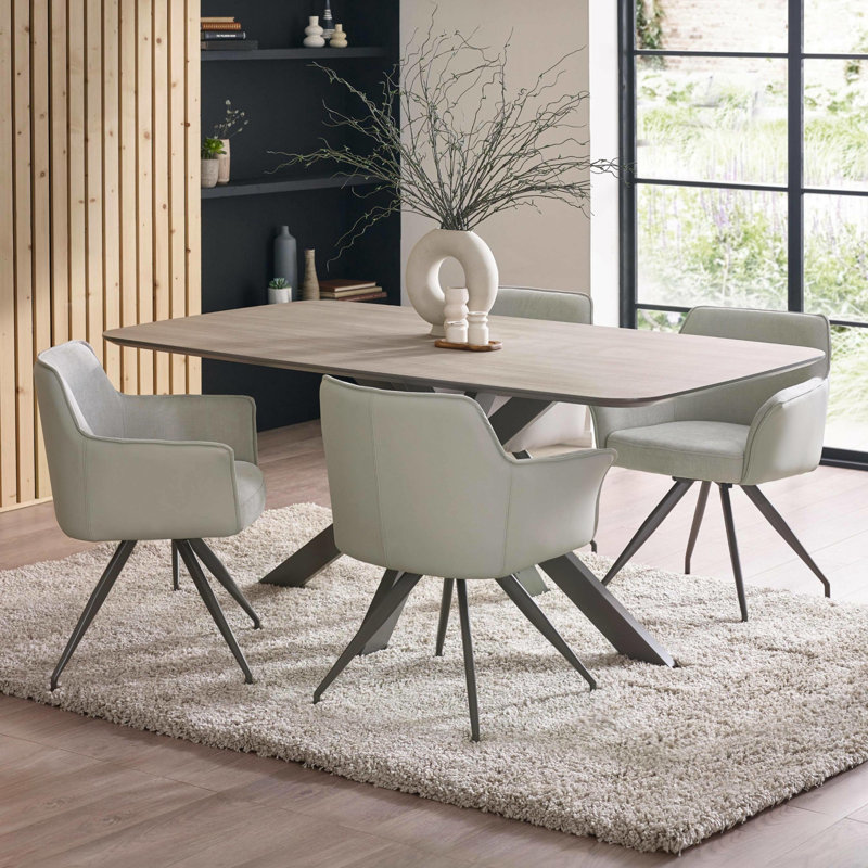 Blocher 4 - Person Dining Set
