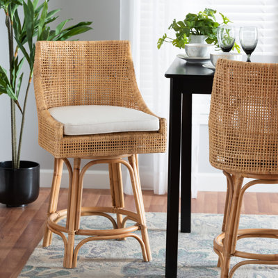 Tabouret de bar et de comptoir pivotant en rotin BhaGipuri 360