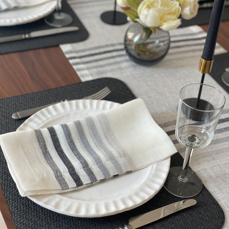 Logan Square Napkins, Black
