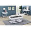 Table de bout classique blanche avec structure en acier et plateau de rangement ouvert pour tablette de salon ultrabrillant