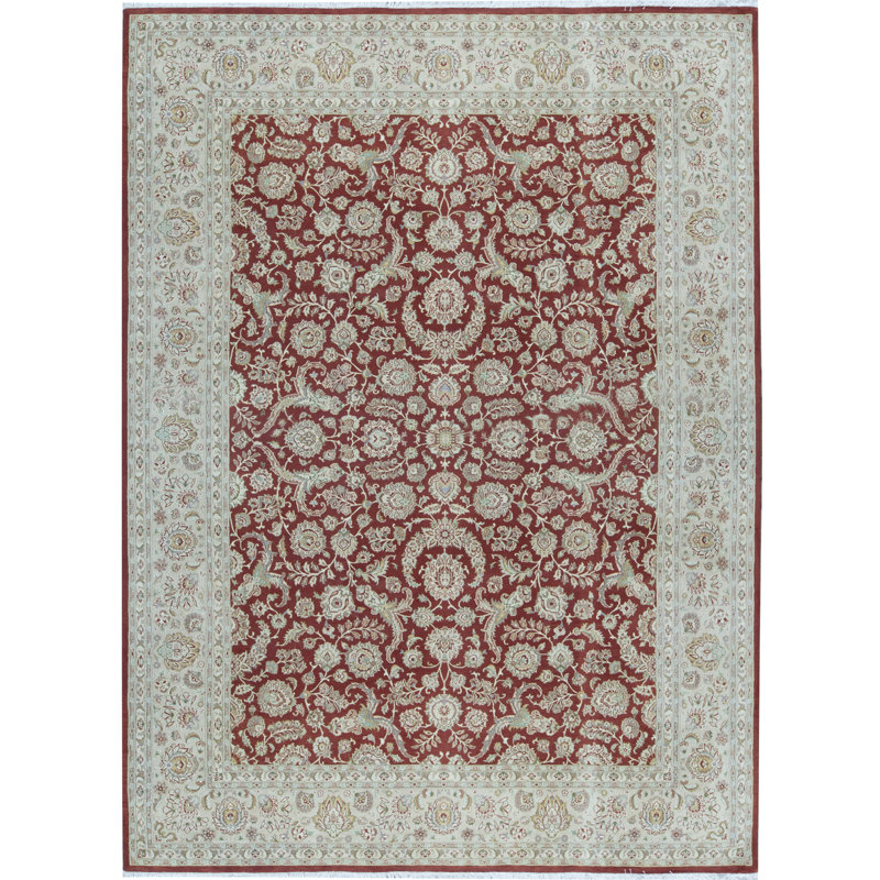 Oriental Area Rug in Red/Ivory