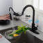 Robinet de cuisine tactile avec tirette vers le bas - acier inoxydable noir mat. Buse pivotante à 360 degrés pour le nettoyage de l'évier. Corrosion et finition rouille. Contrôle rapide du débit d'eau à une poignée. 7,79 po-1079280308