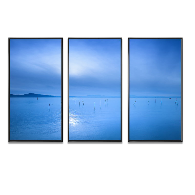 «Blue Water Surface In Morning - Sea & Shore», ensemble de 3 toiles encadrées, Noir, H 28 po x l 36 po x P 1 po