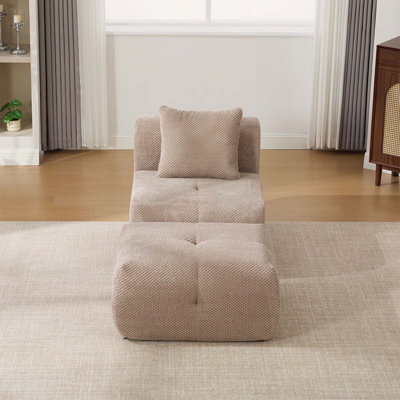 Chaise d'appoint avec repose-pieds, assise profonde et douce pour les espaces de vie modernes