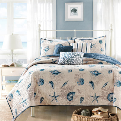 Ensemble de courtepointe réversible en microfibre double / grand avec imprimé coquillage et coussins décoratifs
