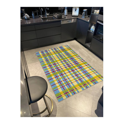 Tapis tissé à rayures