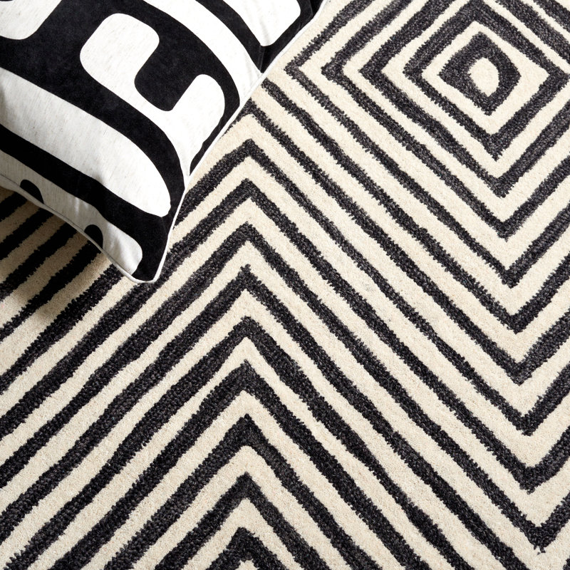 Joahan Geometric Hand Tufted Wool/Cotton Area Rug in Black/Ivory, Rectangle 2'3" x 5'