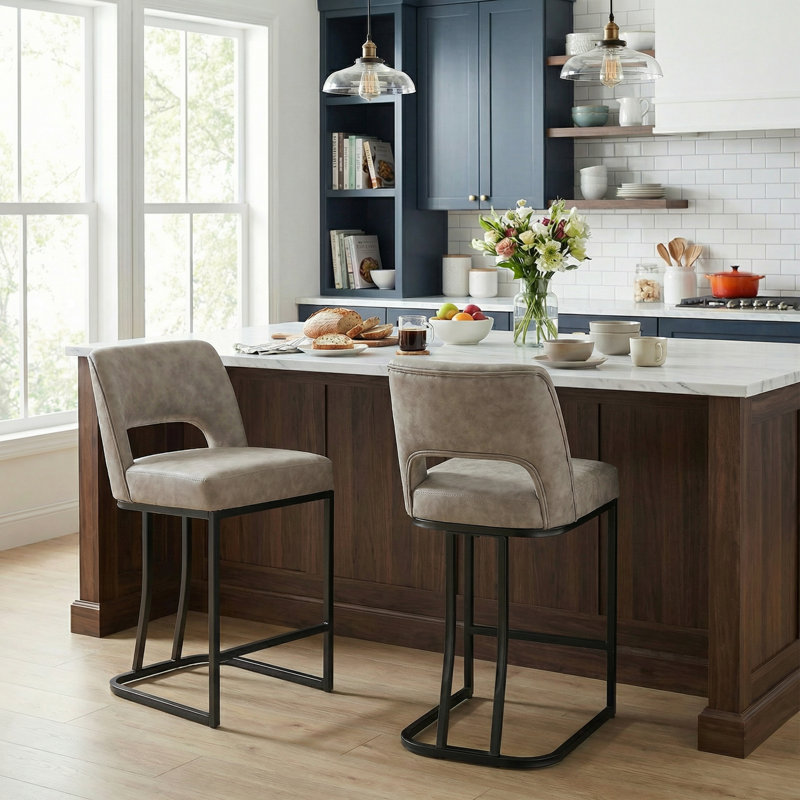 Tabouret de bar moderne en similicuir avec structure en métal, tabourets de bar modernes à hauteur de comptoir avec dossier découpé, ensemble de 2