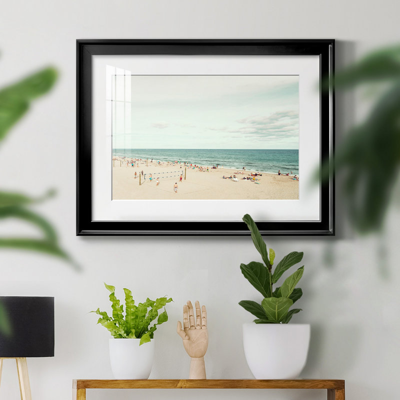 Day at the Beach - Photographie avec cadre photo, Noir, H 22,5 po x l 30,5 po x P 1,5 po