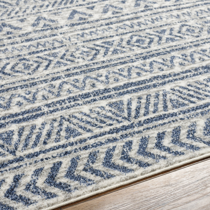 Cadle Rectangle Machine Woven Polypropylene Area Rug in Blue, Rectangle 5'3" x 7'