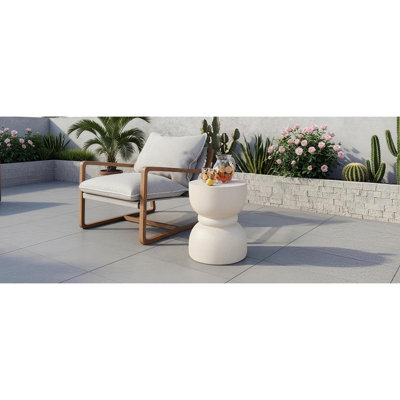 Table d'appoint d'extérieur en béton, tables de bout d'extérieur à taille arrondie
