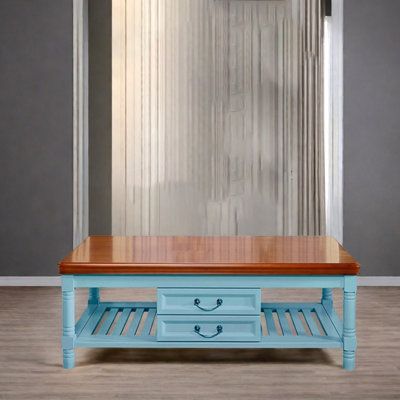 Une table basse naturellement simple