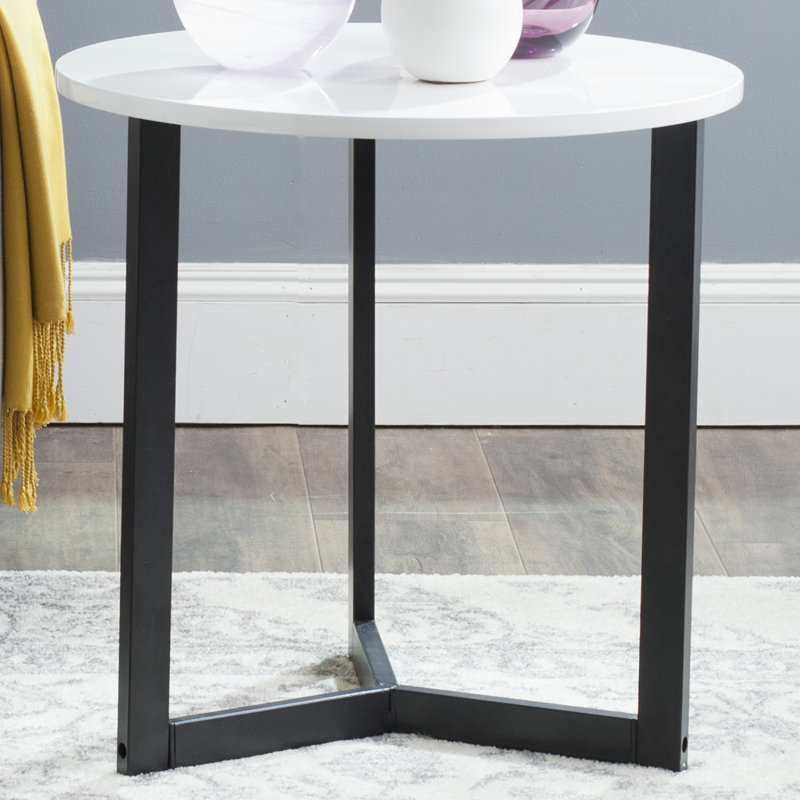 Venatici End Table, White