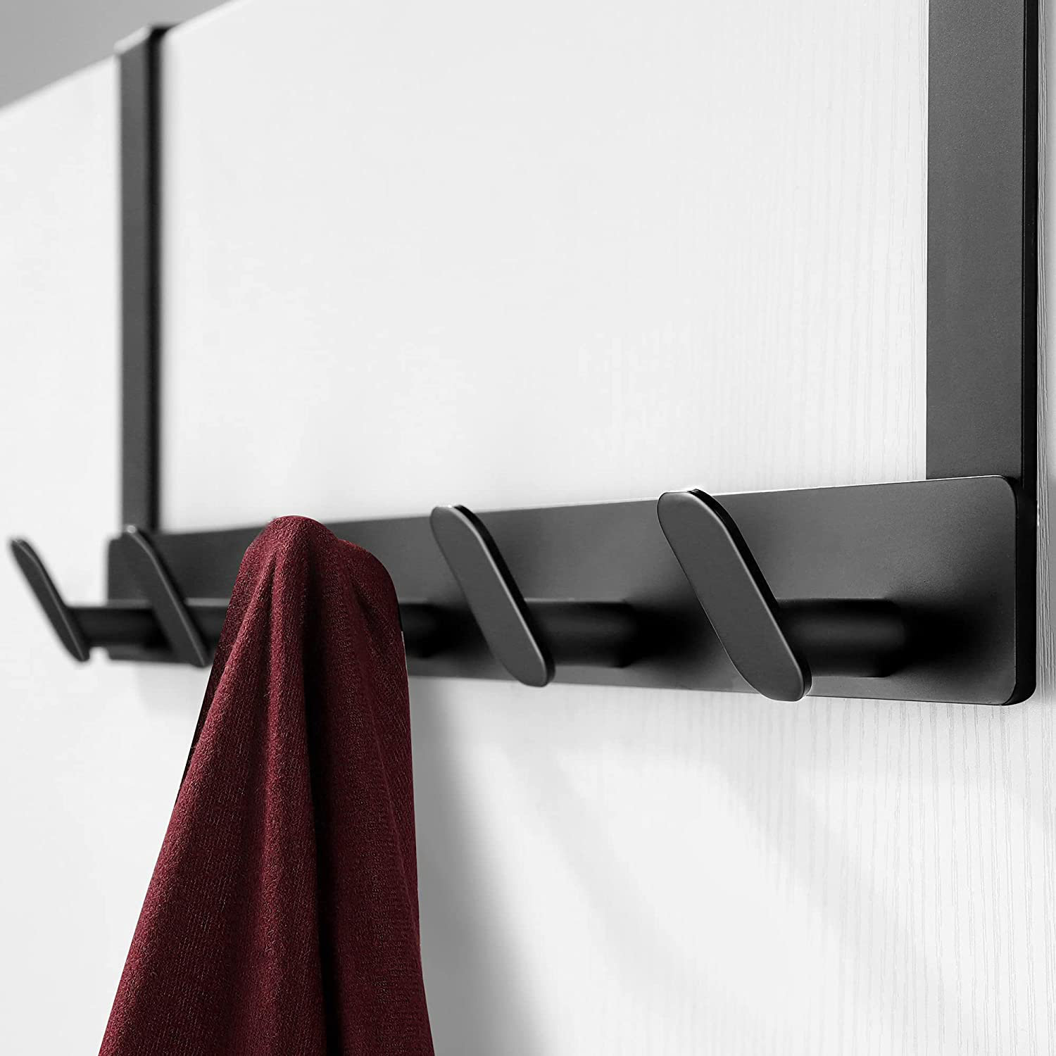 QIANXING Wall Mounted Towel Rack