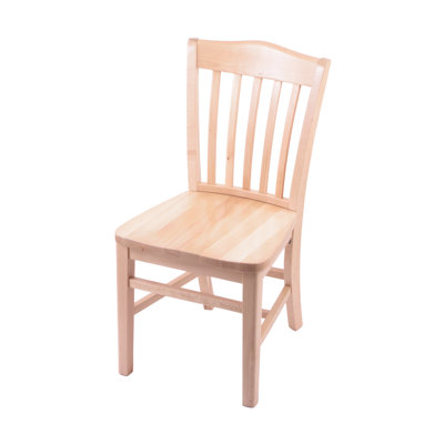 Chaise en bois massif