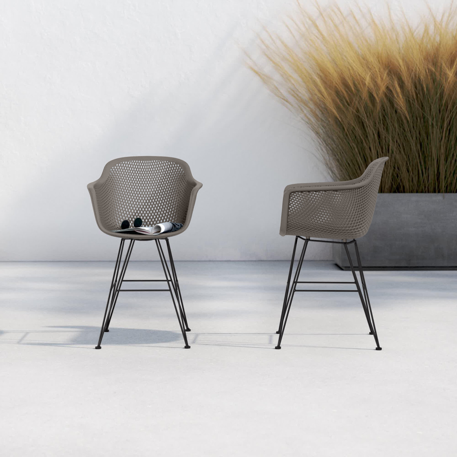 Dusti Iron Patio Armchair, Gray