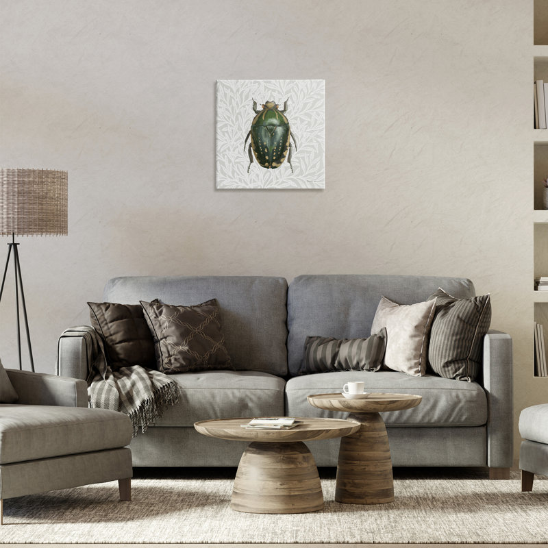 «Beetle with Botanical Motif» par Danhui Nai, H 17 po x l 17 po