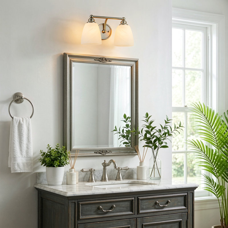 Éclairage pour meuble-lavabo transitionnel en forme de cloche fabriqué à la main, Nickel, 2-Light