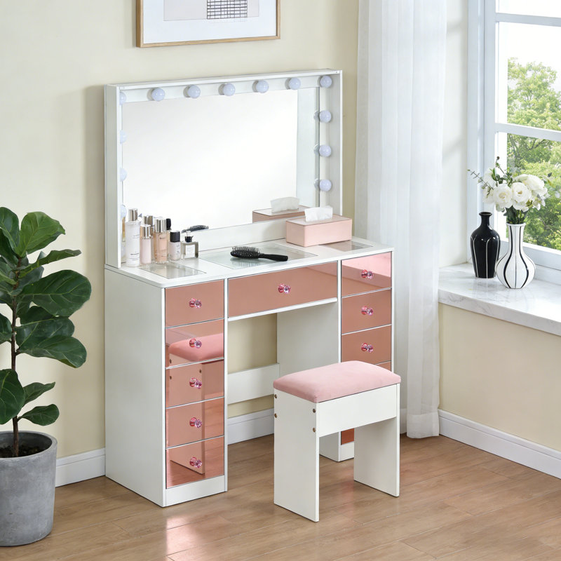 Makeup Vanity with Bulbs And Charging Station