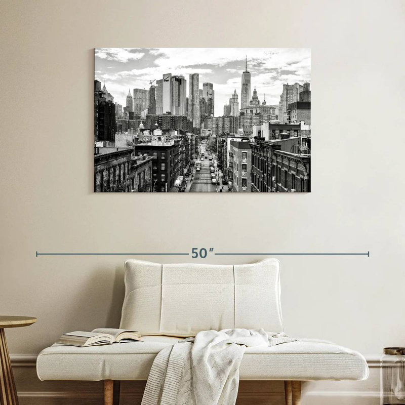 Kavia Financial District, 26" H x 39" W