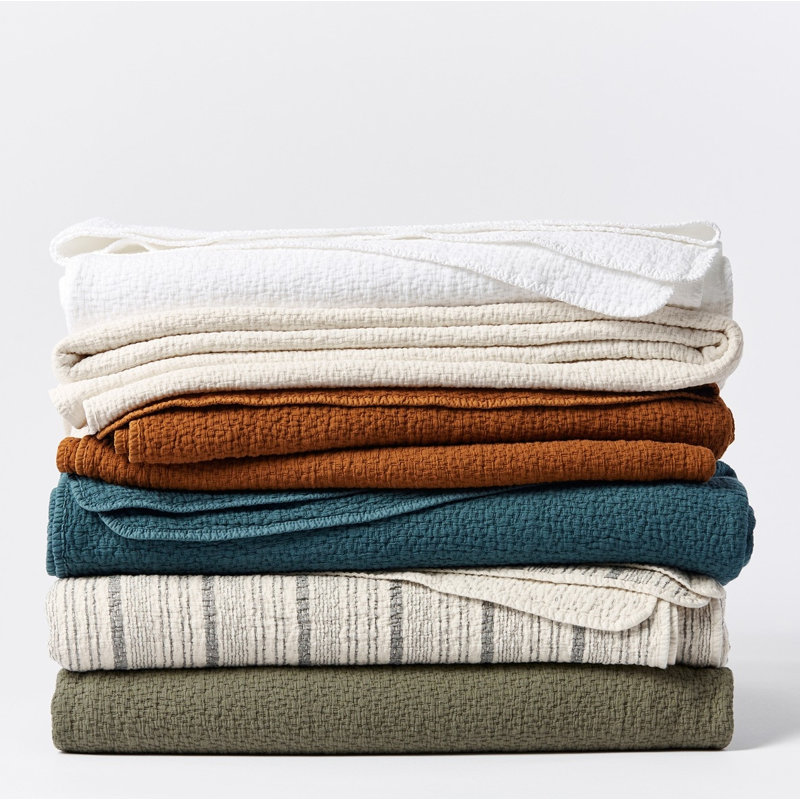 Cascade Modern & Contemporary Cotton Coverlet, King Coverlet, Cream