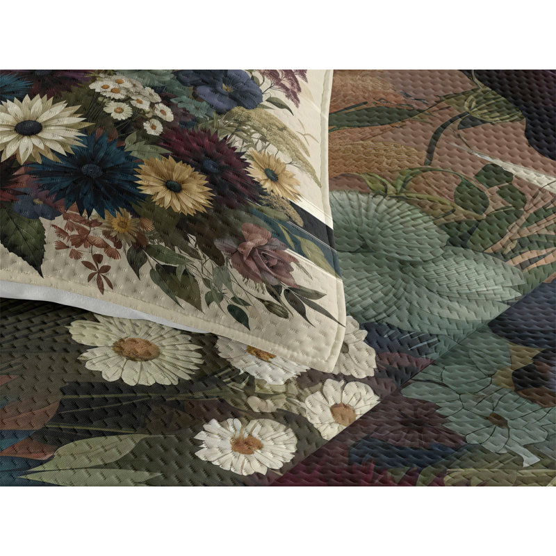 Floral Coverlet, King Coverlet + 2 Standard Shams
