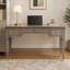 Bureau de direction à 3 tiroirs en bois d'hévéa et placage gris Cachemire Dauphin