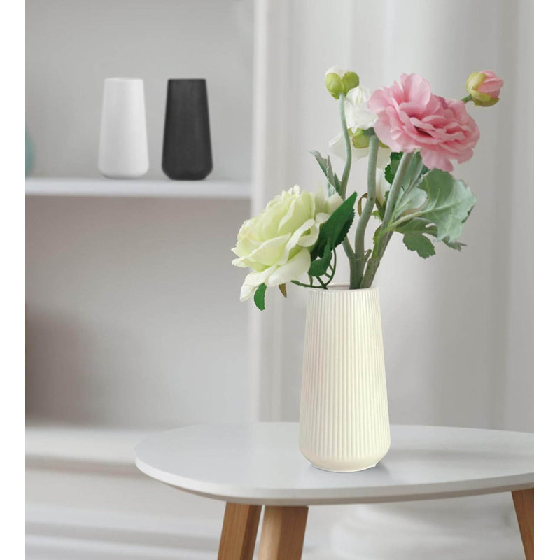 Ceramic Table Vase, Beige