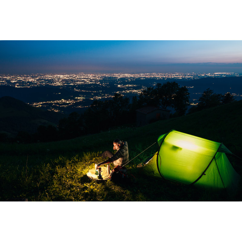 «Camping Night» par Deimagine, H 20 po x l 30 po