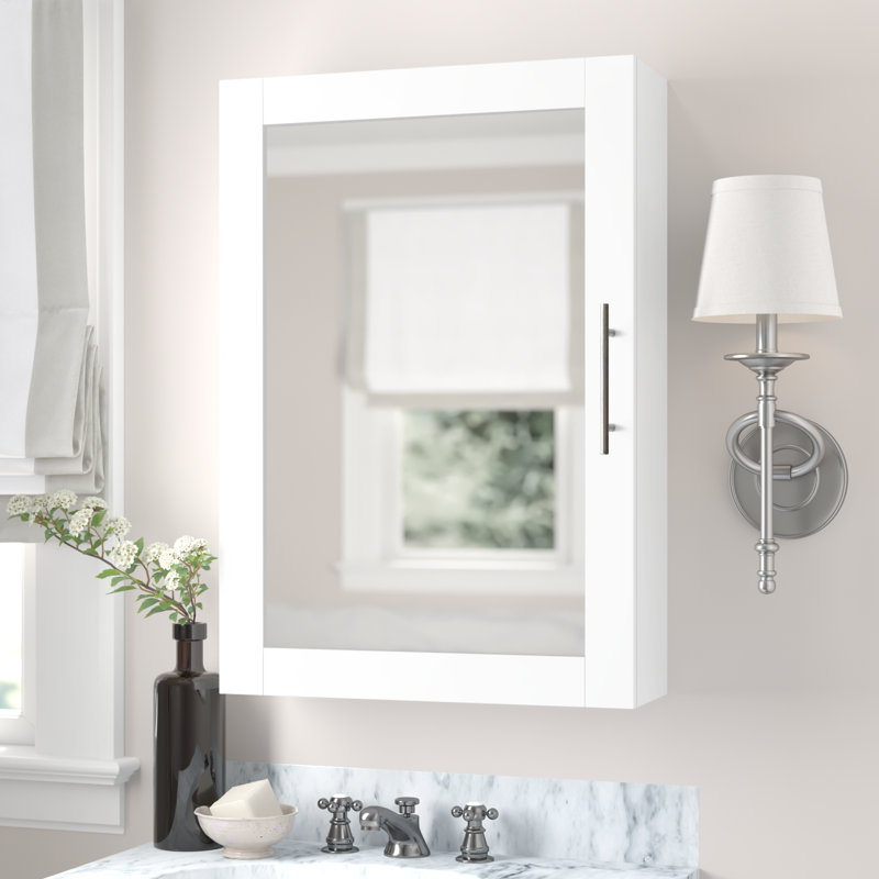 Armoire à pharmacie 1 porte avec 3 tablettes réglables Cortland, Blanc