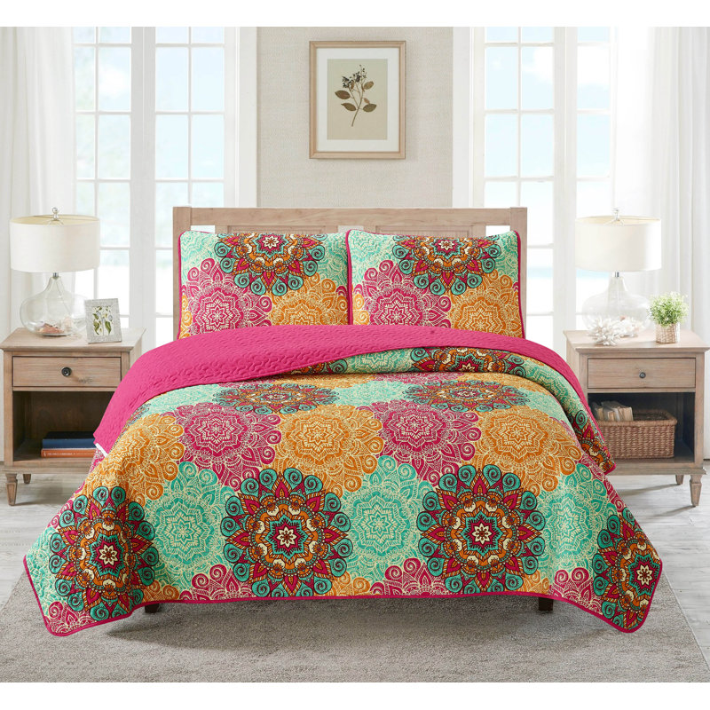 Beckemeyer Polyester Floral Quilt, King Quilt + 2 Shams