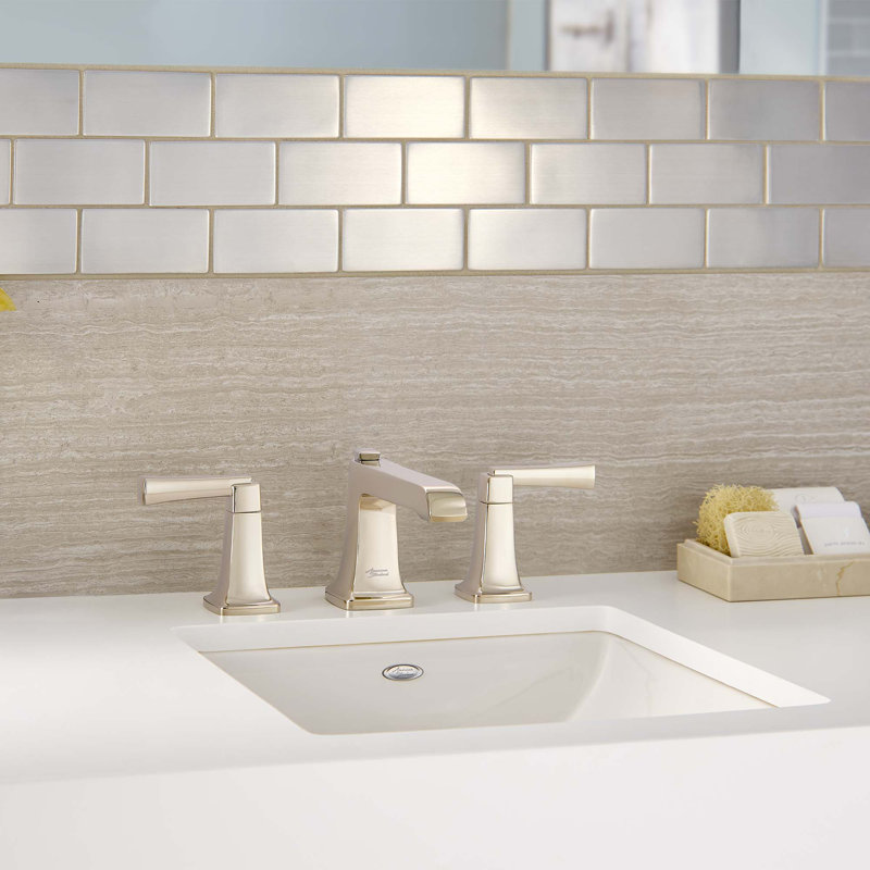Robinet de salle de bain à poignée large à 2 poignées 8 po American Standard Townsend, Nickel poli