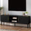 Meuble télé Classy avec portes à rayures verticales modernes, option coulissante, pieds en bois massif, fonctionnalité chic et élégante de 70 à 79 pouces, pour les grands téléviseurs-856153692-856153693