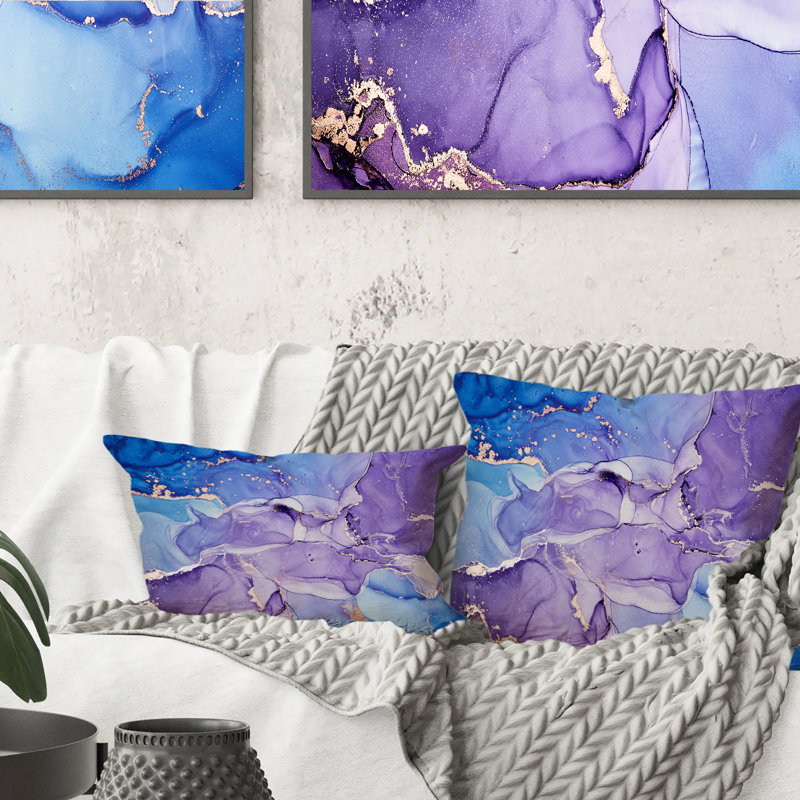 Coussin bleu et mauve à motif abstrait en marbre I, 16 po x 16 po