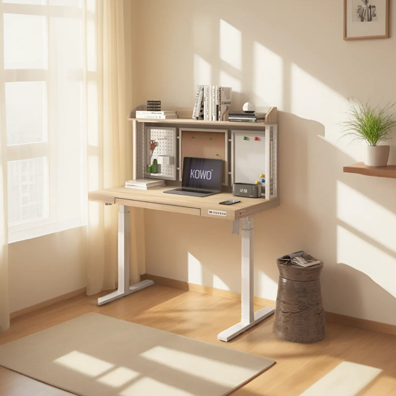 Bureau debout à hauteur ajustable Gooitsen, Naturel / Blanc, 55" H x 54.3" W x 23.6" D