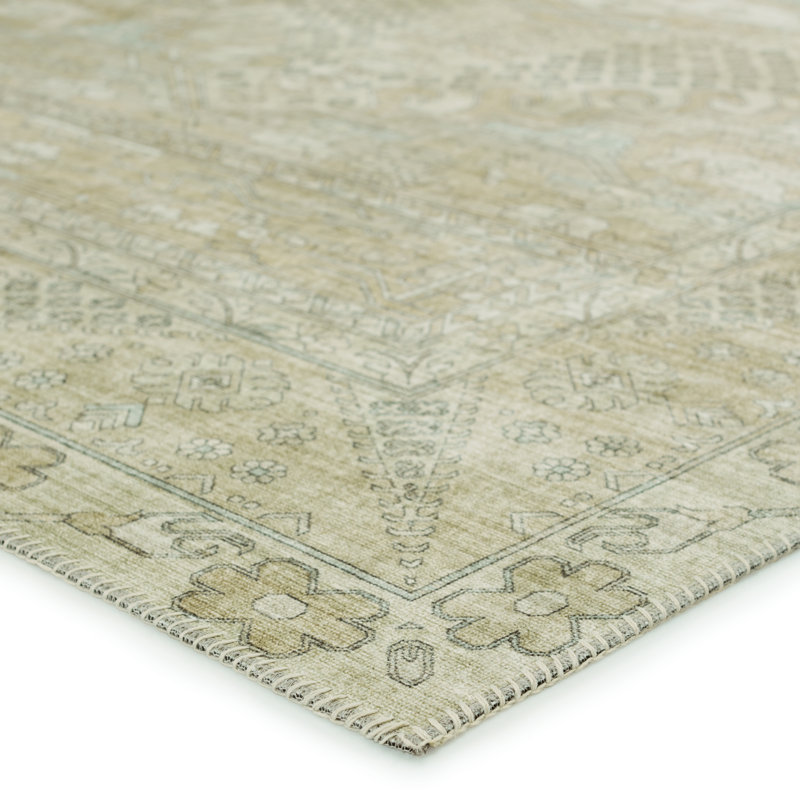 Issa Oriental Indoor Rug, Runner 2' 6"x 8'
