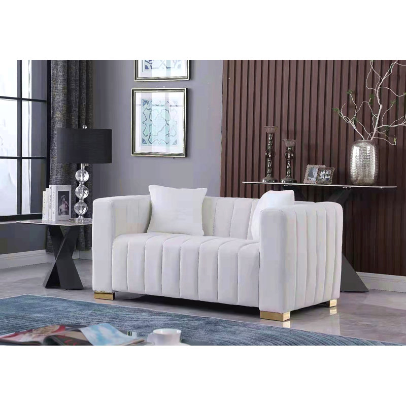 Un canapé-lit moderne sur un Chesterfield traditionnel, causeuse, Blanc