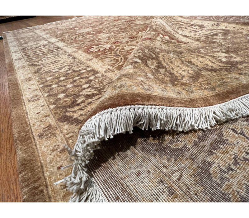Fine Hand Knotted Pak Persian Tabriz design 6'1'' X 9'3''