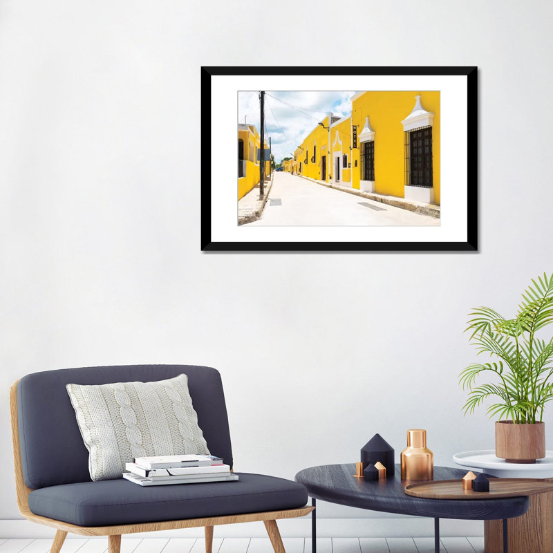 «¡ viva mexico ! série : the yellow city», reproduction de photo sur toile, H 16 po x l 24 po x P 1 po, Blanc