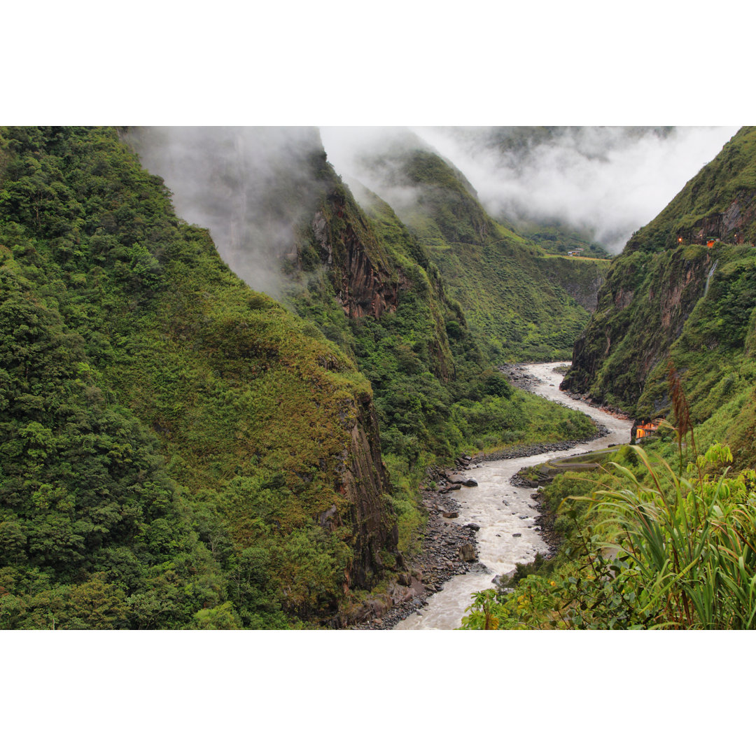 Leinwandbild Ansichten der Winding Pastaza River und Sheer Mountains