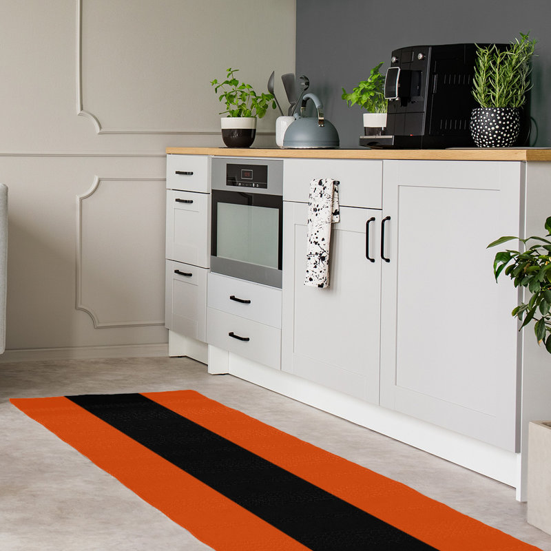 Tapis orange/noir, Tapis de couloir 2 pi 6 po x 8 pi
