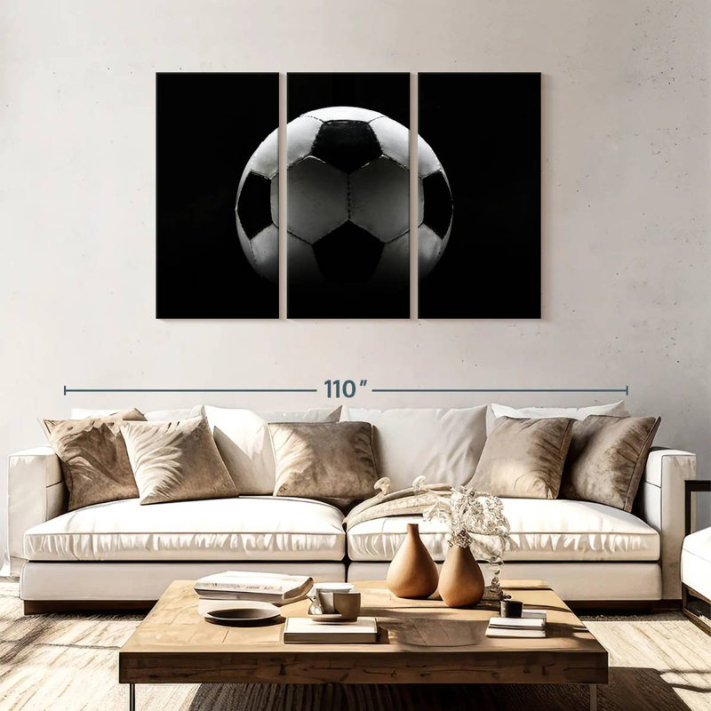 Ballon de soccer dramatique Sireci, H 48 po x l 74 po