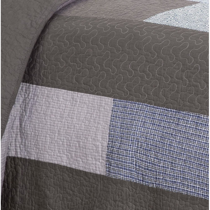 Standard Cotton Reversible Quilt Set, King Quilt + 2 King Shams