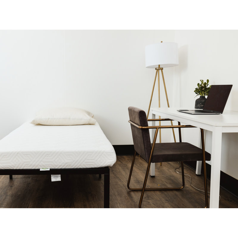 Lit plateforme noir en acier noir, robuste et moderne, peut supporter 2 000 livres, 75 po de profondeur, Lit double