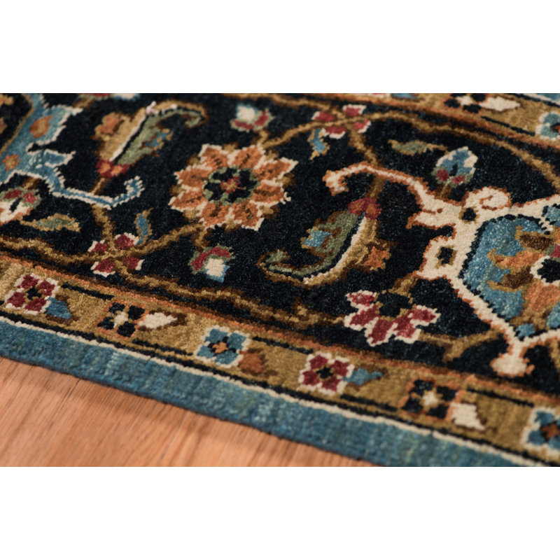 Antiquity Wool Area Rug, Rectangle 2' x 3'