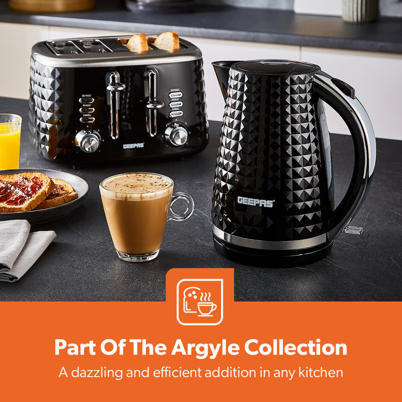 GEEPAS Argyle 4 Slice Toaster | 7 Browning Levels with Cancel Defrost Reheat | For Thin Small Bread Slice | 2 Independent Controls 2 Removable Crumb Trays High Lift | 2 Yr Warranty 1750W